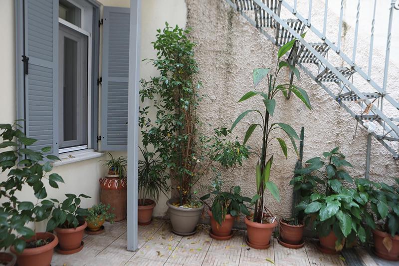 Όμορφο Διαμέρισμα Σε Διατηρητέο Κτίσμα Στην Αθήνα Atenas Exterior foto